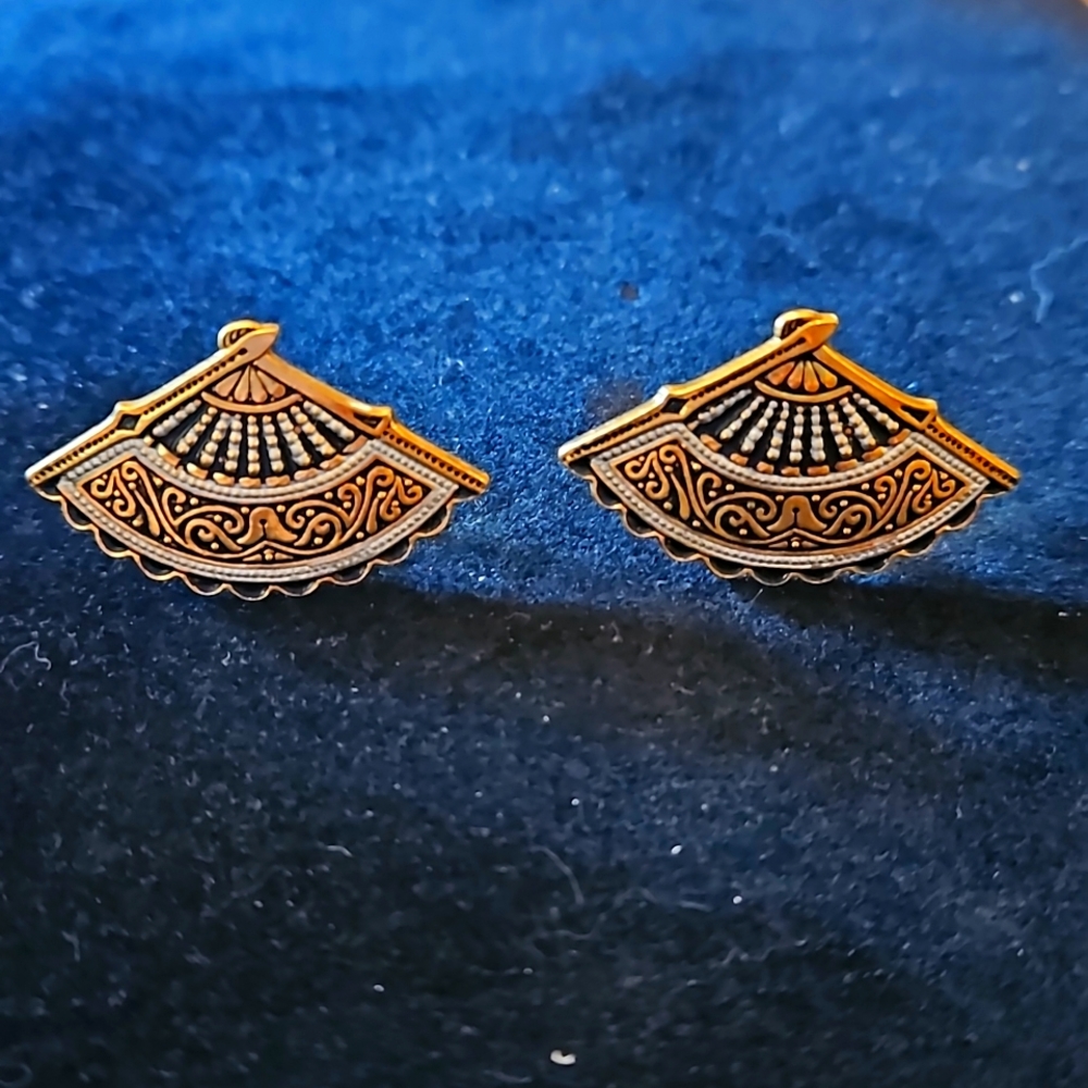 Damascene fan earrings